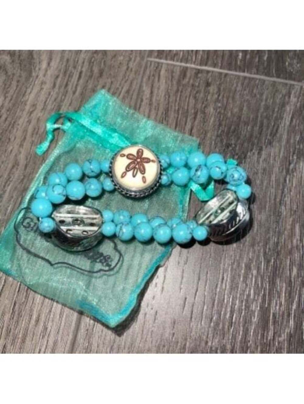 NEW Gingersnaps turquoise beaded bracelet